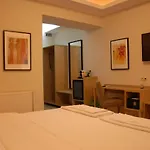 Citizen 9 Bed and Breakfast 4*