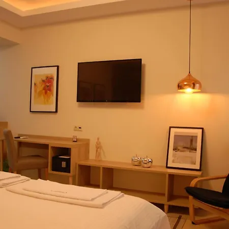 Citizen 9 4* سالونيك