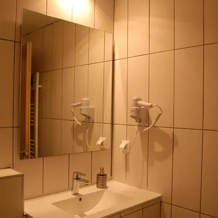 Citizen 9 4* Thessaloniki